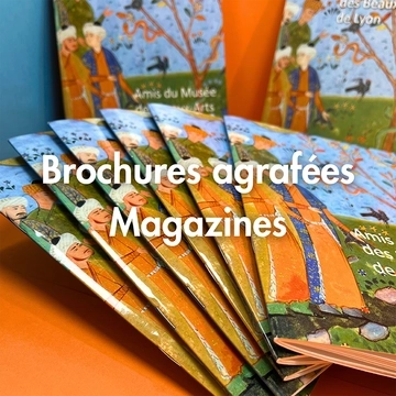 Brochures <span>agrafées</span> magazines